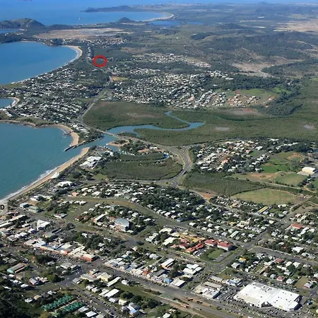Relax @48 Close To Beach Sleeps 7 Yeppoon Exterior photo
